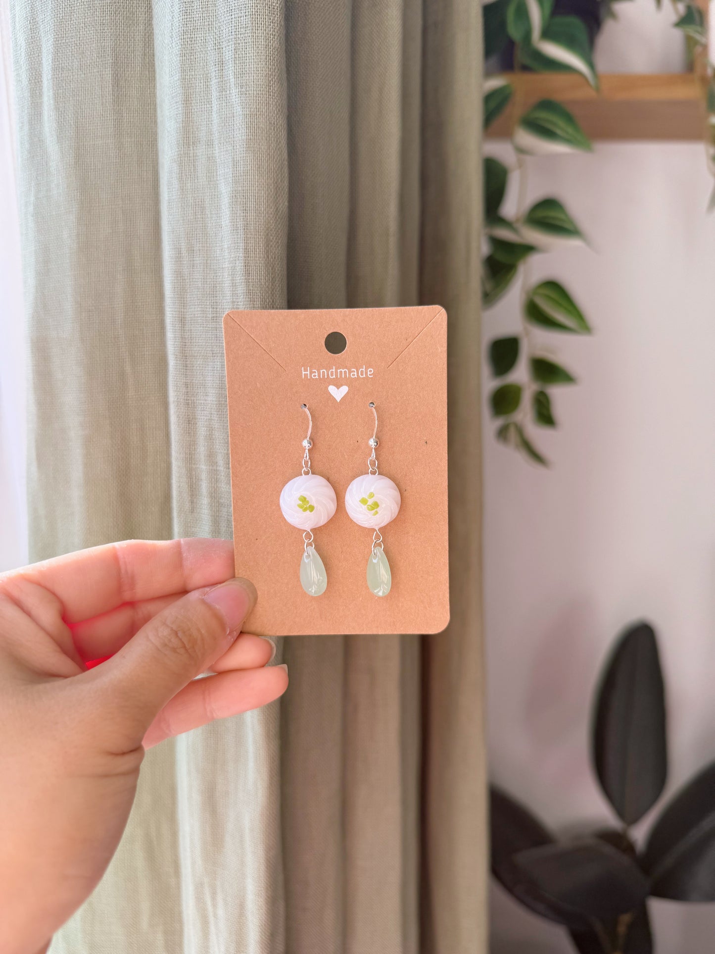 Bao Glass Jade Drop Earrings | Dark Green | Light Green