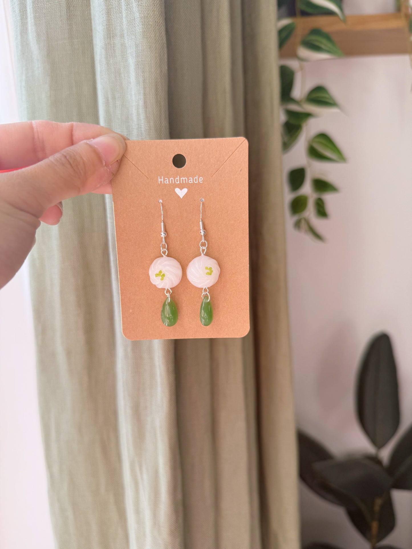 Bao Glass Jade Drop Earrings | Dark Green | Light Green