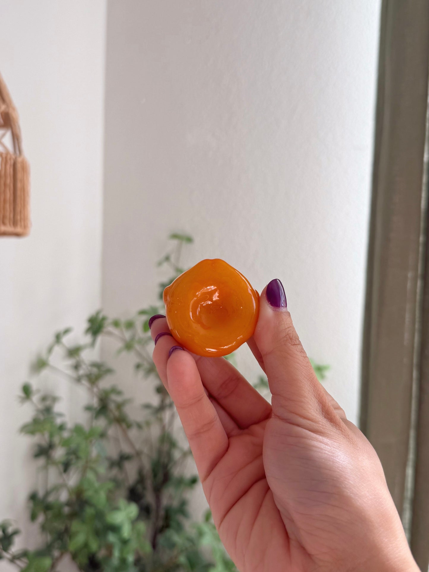 Persimmon Shy Duck Worry Stone