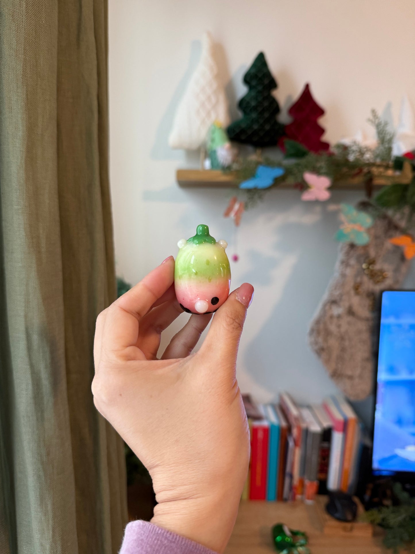 Strawberry Matcha Boba Bear | Spinner | Worrystone