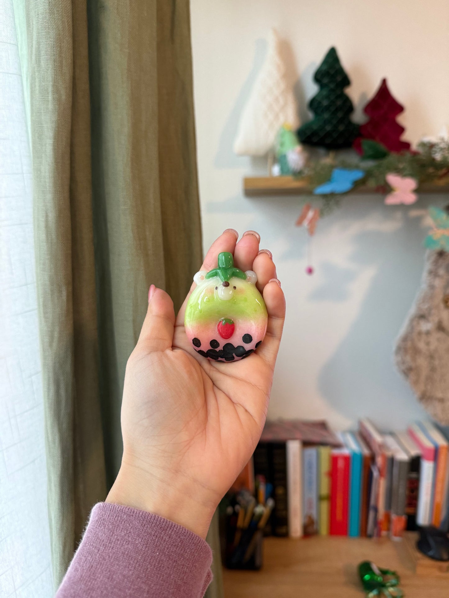 Strawberry Matcha Boba Bear | Spinner | Worrystone