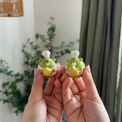 Baker Bear Desk Friend Spinner